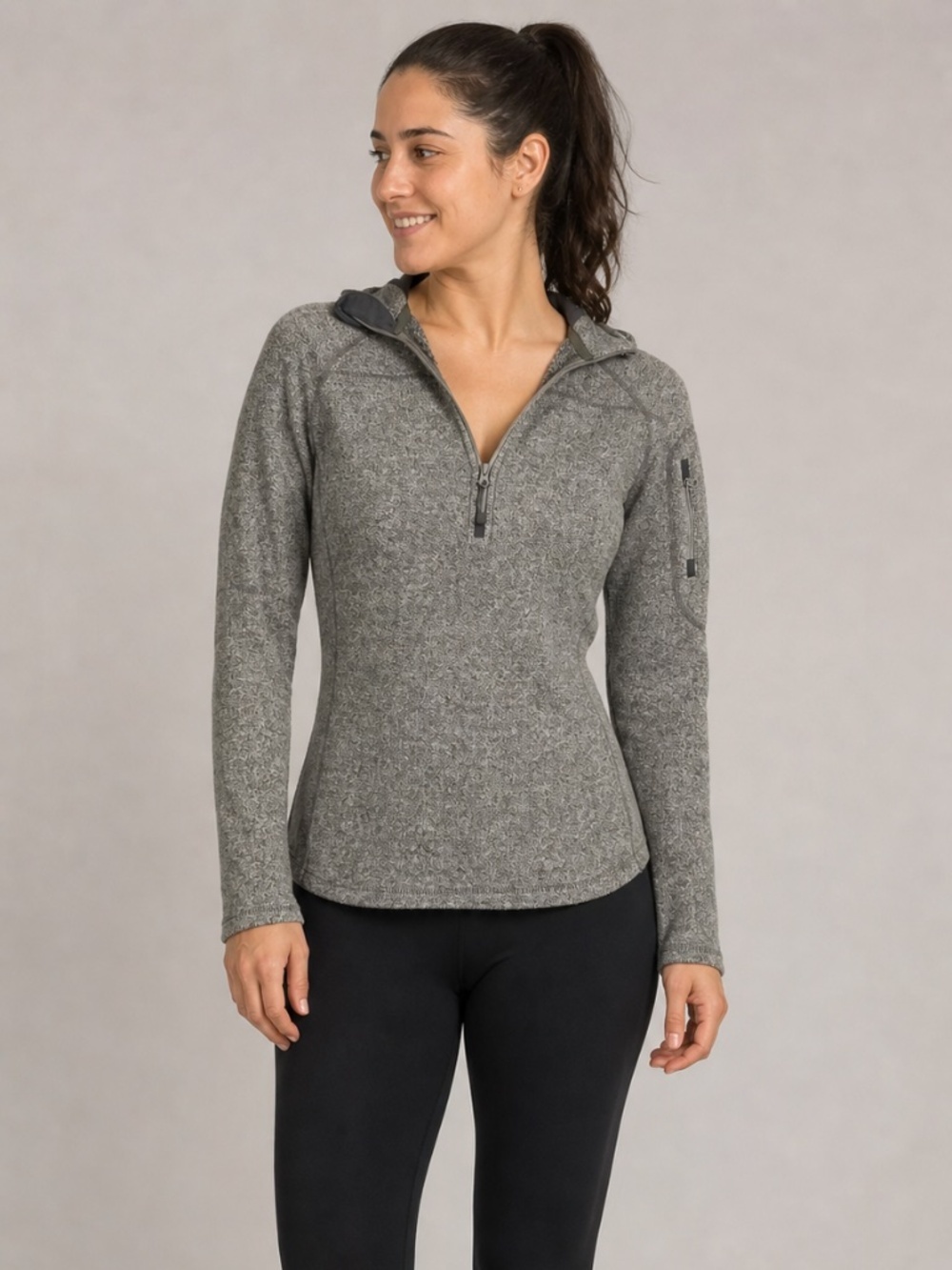 💕 MEC Women's Gray Quarter-Zip Top S